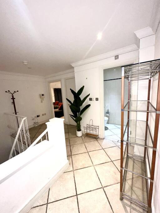 Stunning Duplex Penthouse With Shard Views Londra