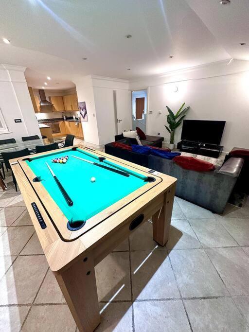 Stunning Duplex Penthouse With Shard Views Apartament Londra