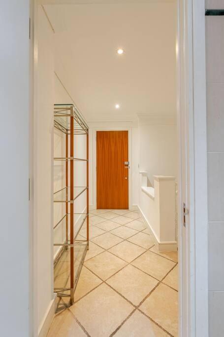Stunning Duplex Penthouse With Shard Views Apartament