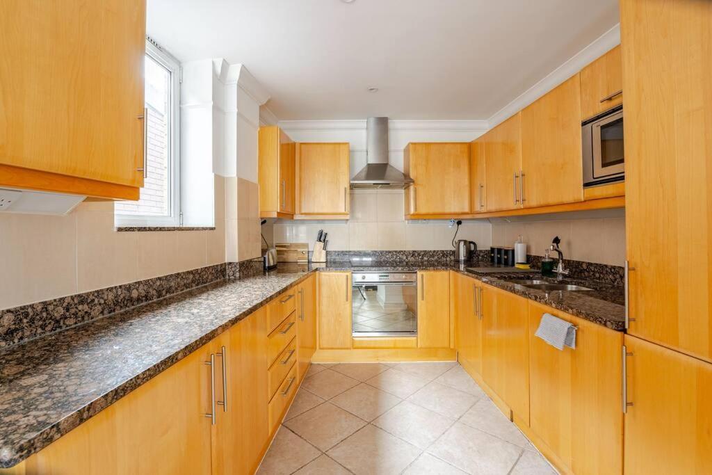 Stunning Duplex Penthouse With Shard Views Apartament Londra